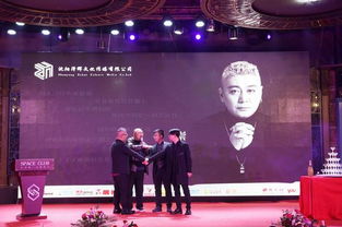 沈阳泽辉文化传媒与唱作人崇亮正式签约 组图