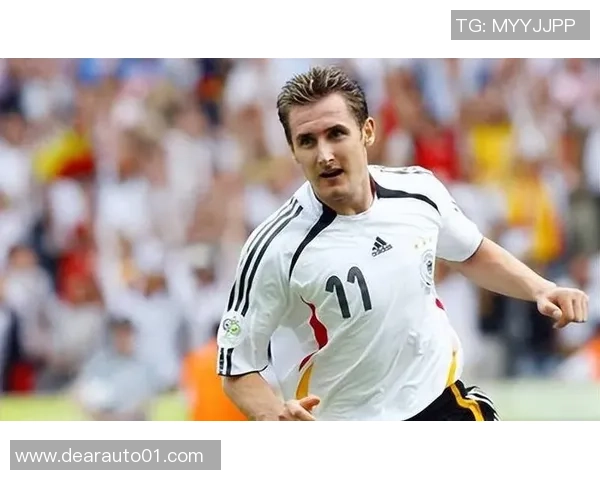 全球足球明星颜值榜单第一名是谁魅力无可挑剔引发广泛关注