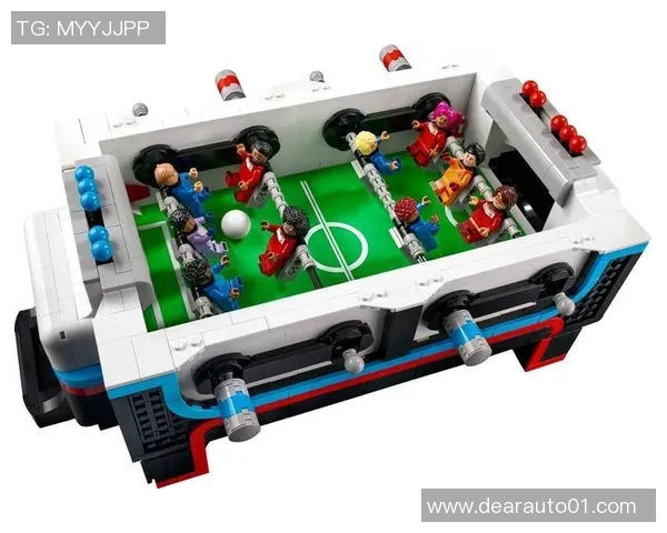 球星挑战桌上足球技巧大比拼 谁能在小小场地内赢得荣耀